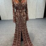 Caftan brown